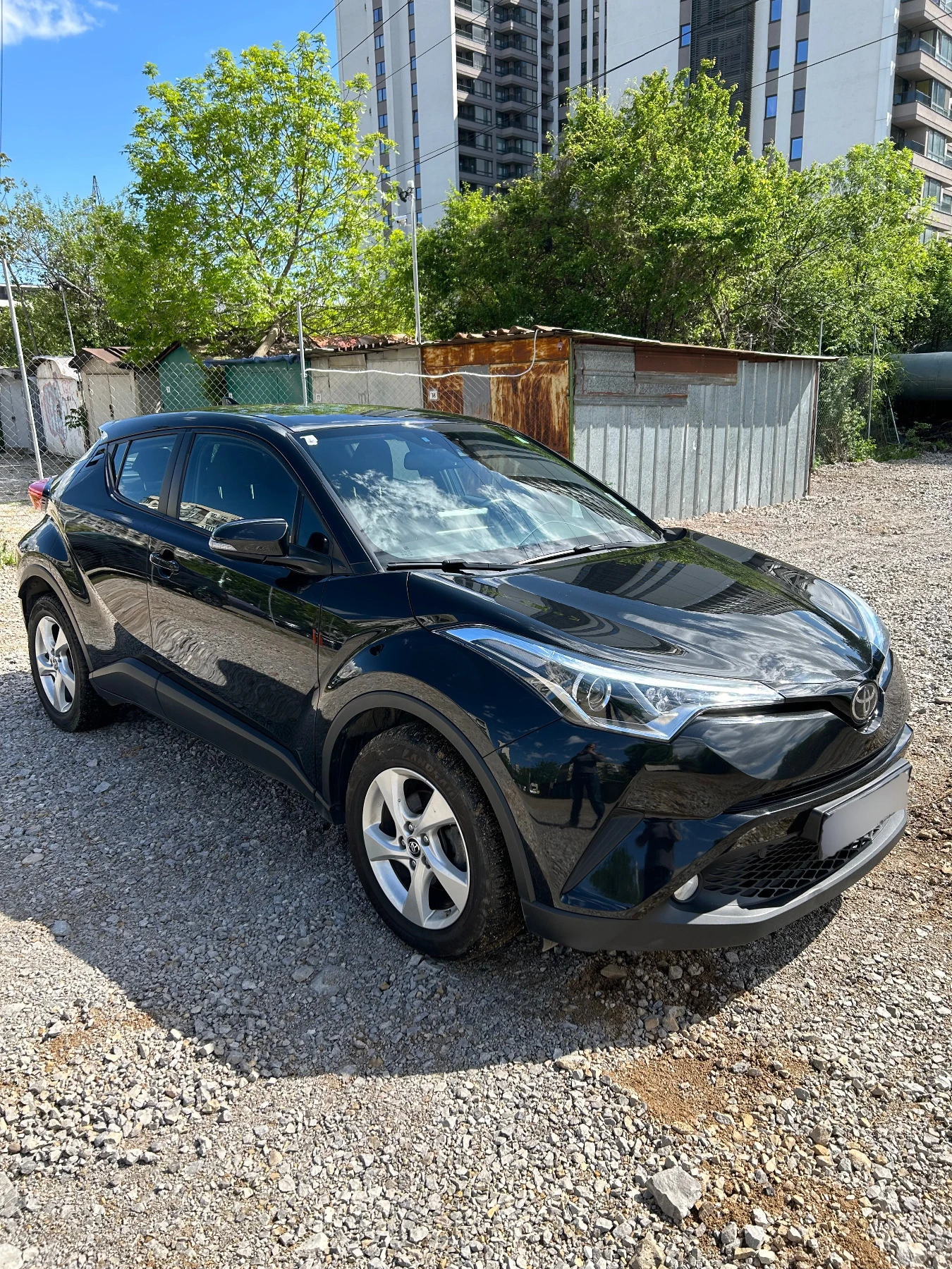 Toyota C-HR 1.2 - изображение 4