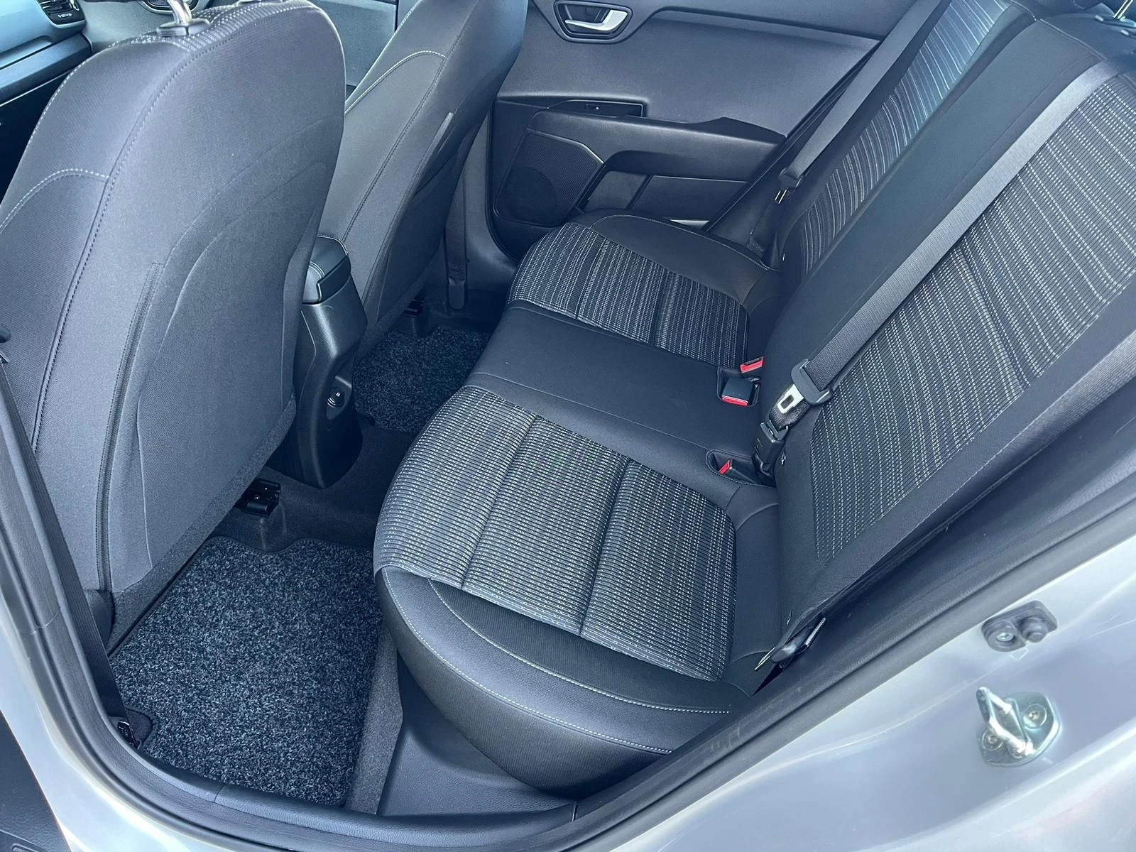 Kia Stonic 1.0T-GDI NAVI KAMERA KLIMATTRONIK EVRO 6B 99000KM | Mobile.bg   13