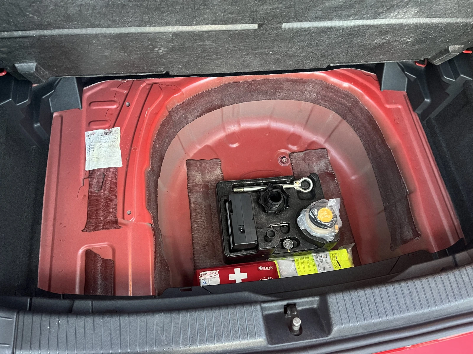 VW T-Cross 1.0 40 000�� !!! | Mobile.bg � ����������� 13