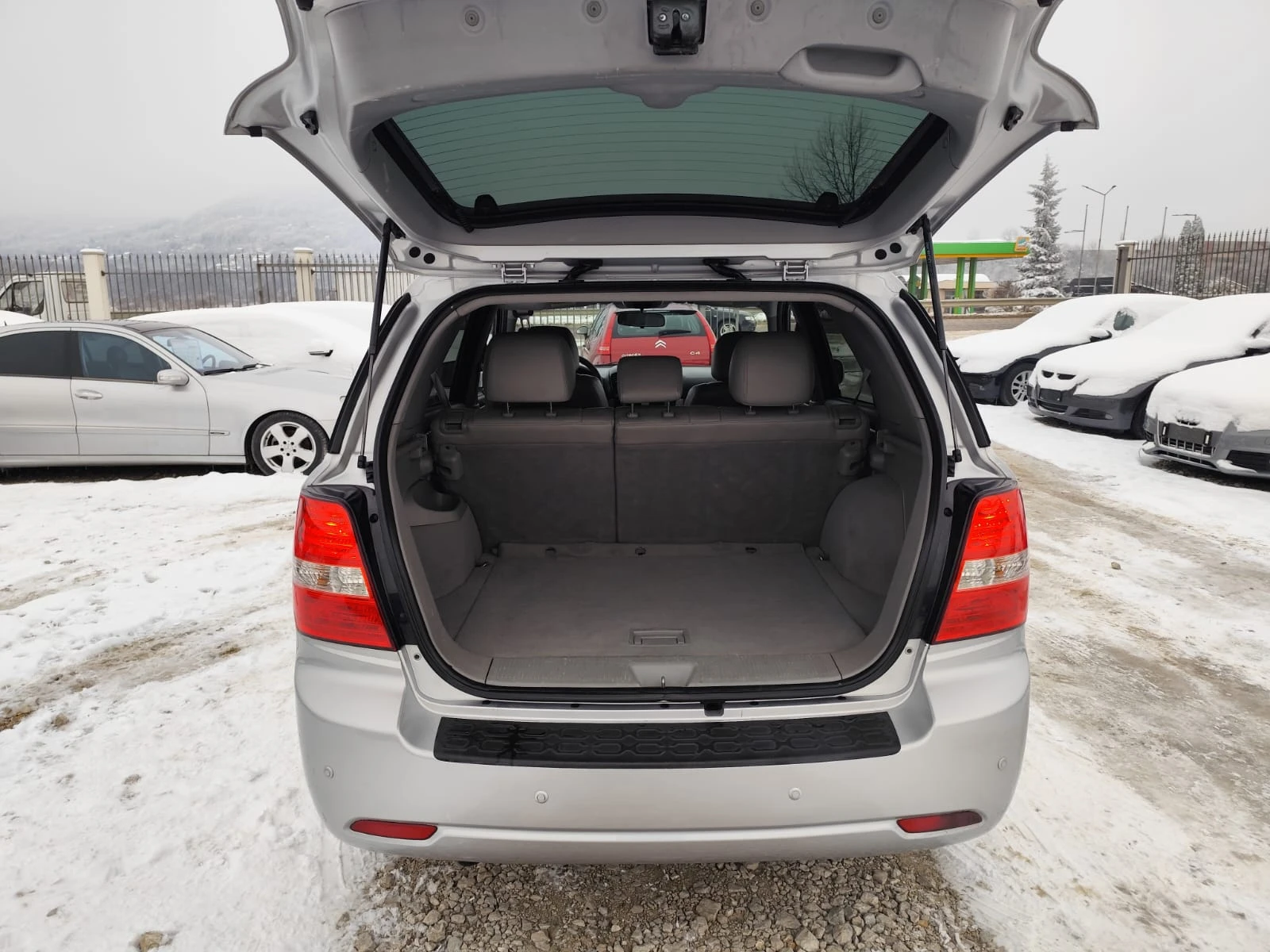 Kia Sorento 2.5 ����� ������ | Mobile.bg � ����������� 7