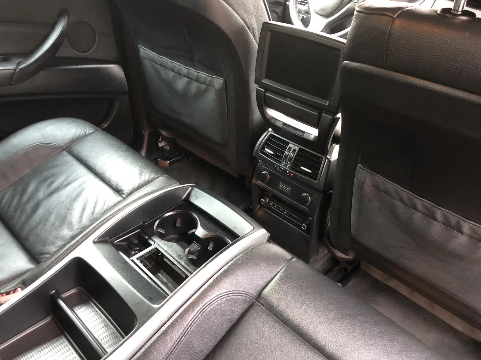 BMW X6 3.5Xdrive 286kc;:Unikat/:Уникат;:, снимка 12 - Автомобили и джипове - 53740914