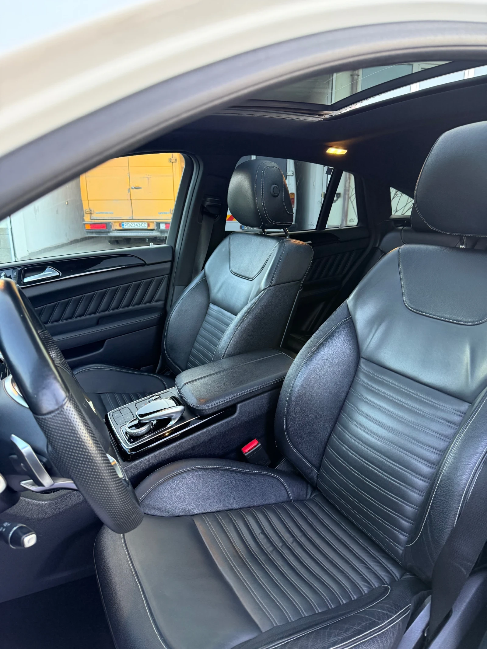 Mercedes-Benz GLE 350 * * * * * * GLE 350d Coupe AMG Line * * * * * * * , снимка 9 - Автомобили и джипове - 53768774