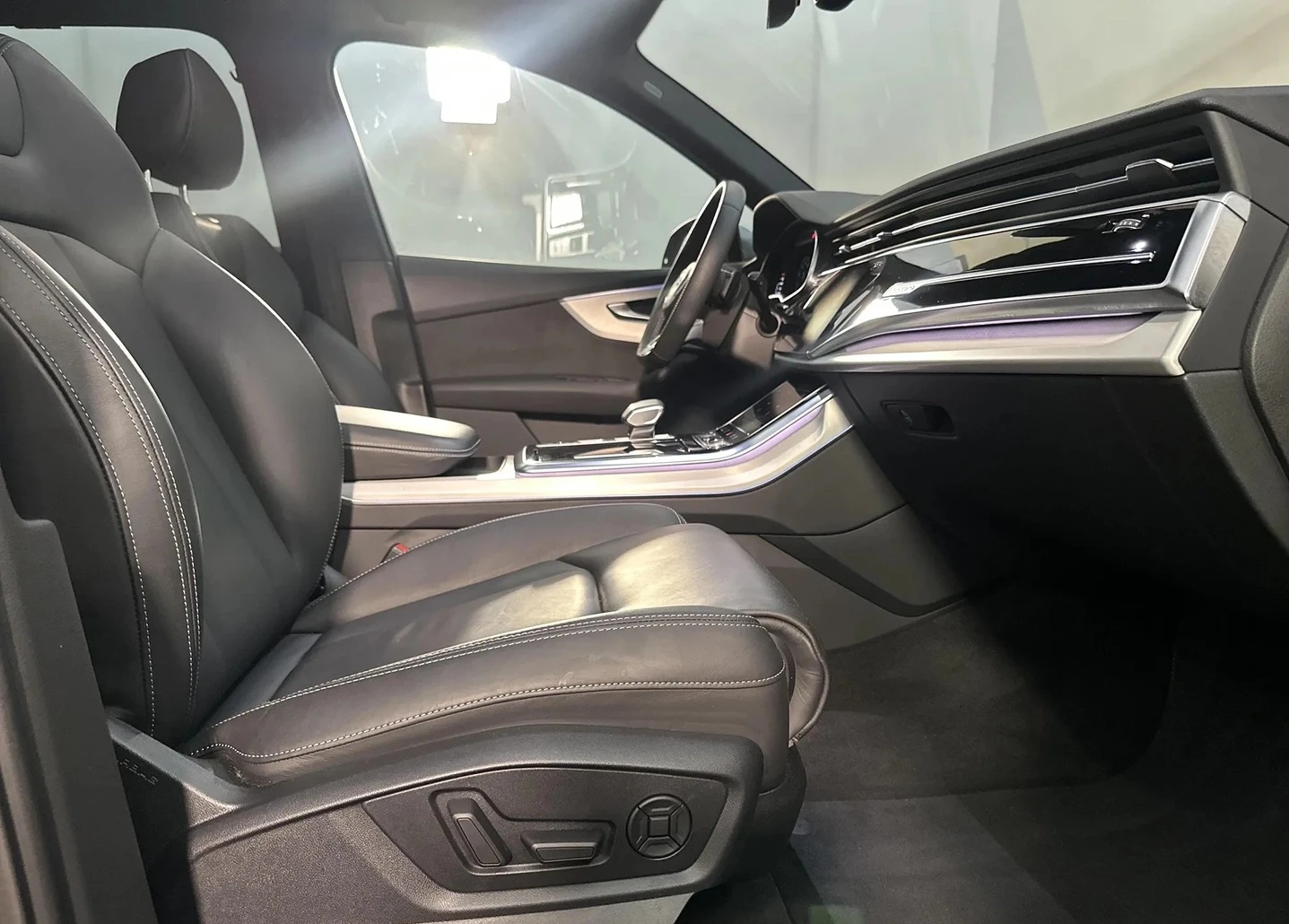 Audi Q7 3.0 I-HEV Quattro , снимка 7 - Автомобили и джипове - 53809408