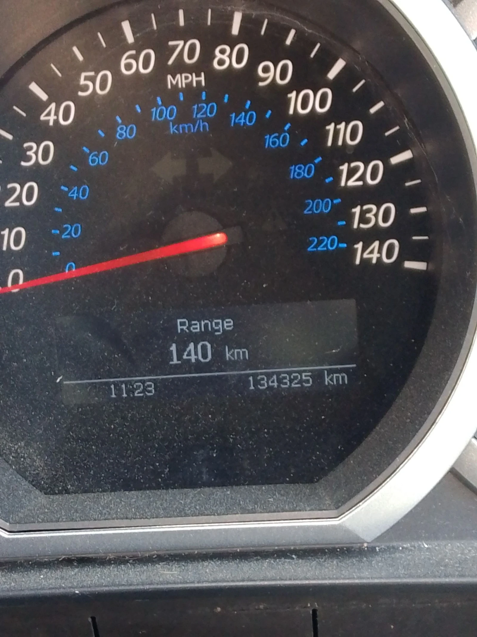 Suzuki Grand vitara 2.4, снимка 5 - Автомобили и джипове - 53845306