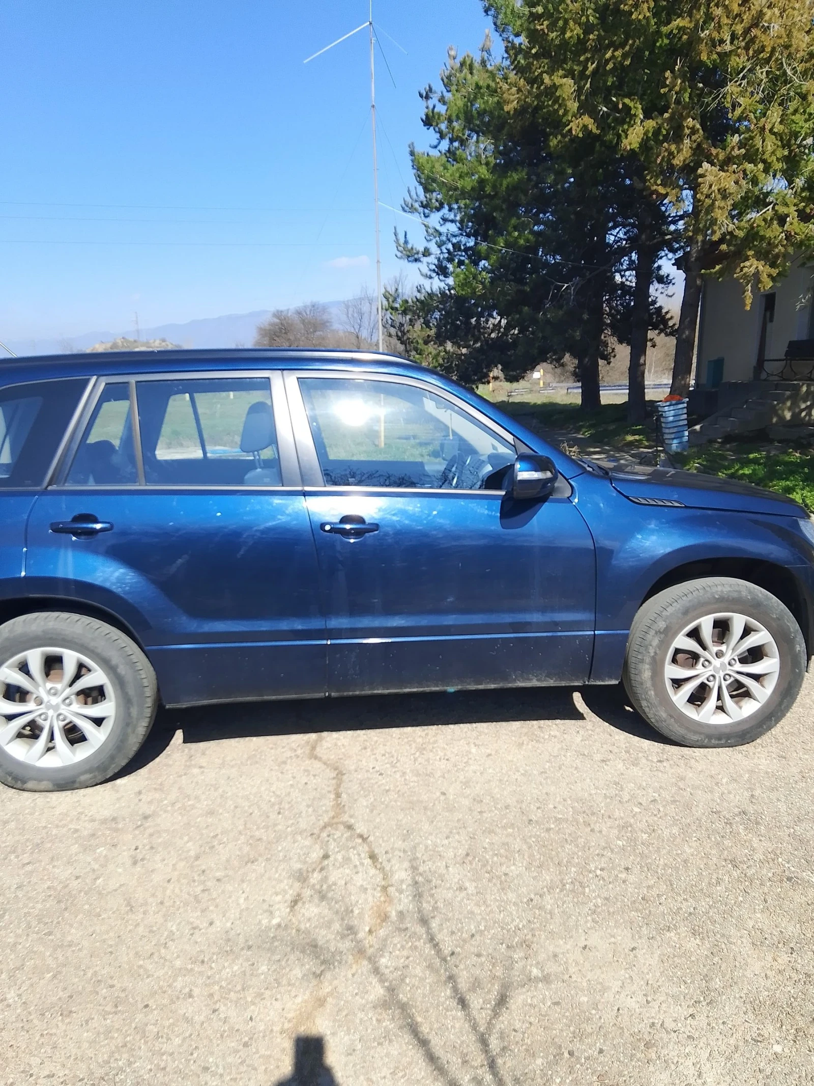 Suzuki Grand vitara 2.4, снимка 2 - Автомобили и джипове - 53845306