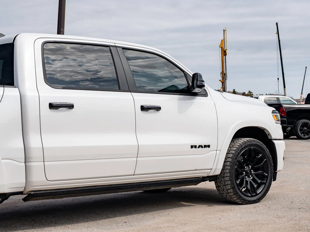 Dodge RAM 1500 Limited Crew Cab 4WD, снимка 4 - Автомобили и джипове - 54611847