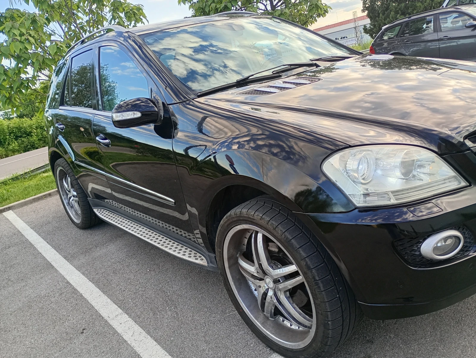 Mercedes-Benz ML 320, снимка 4 - Автомобили и джипове - 54631669