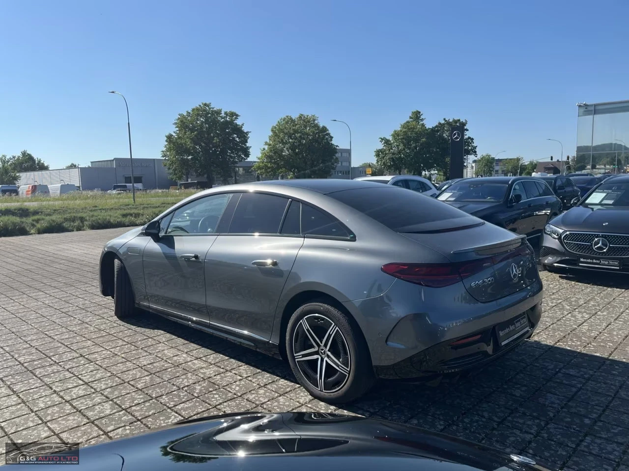 Mercedes-Benz EQE 300 AMG/245H/PANO/360/AIRMATIC/720z, снимка 4 - Автомобили и джипове - 55576182