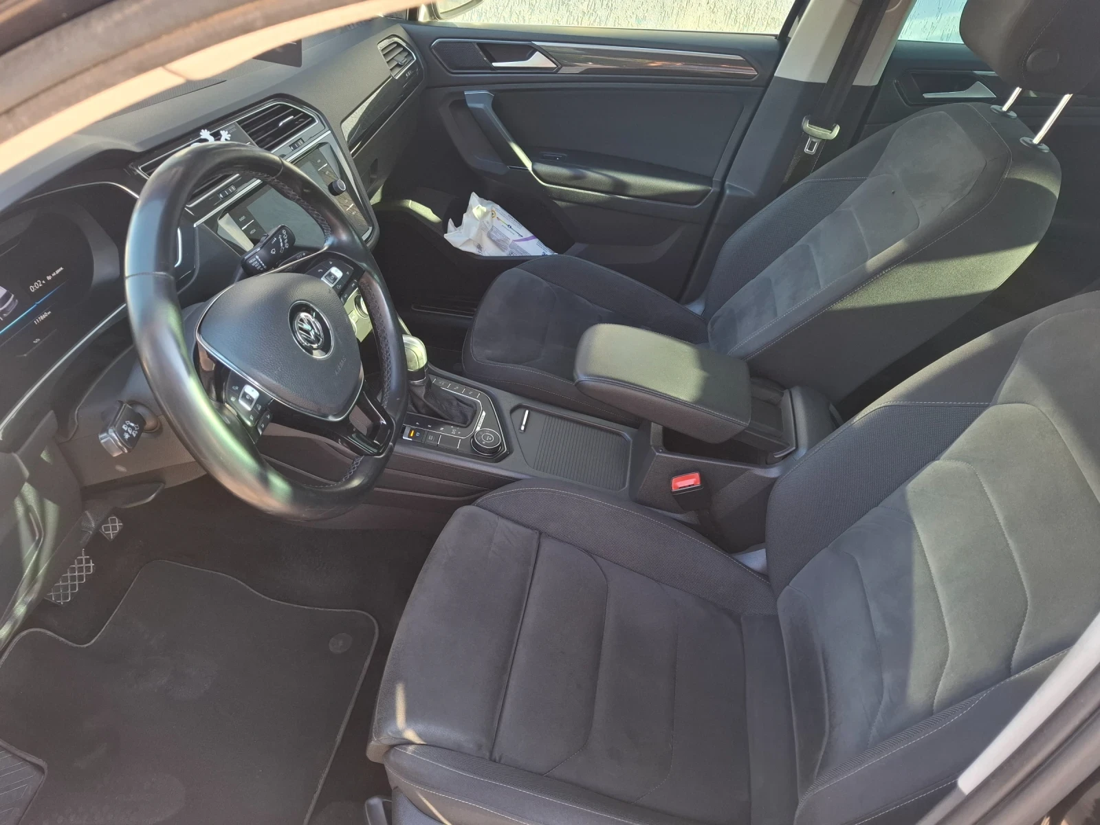 VW Tiguan 4 Motion, снимка 9 - Автомобили и джипове - 55719435
