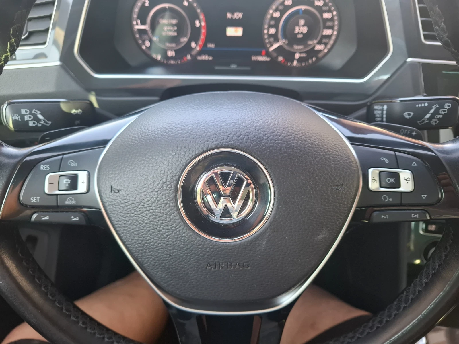 VW Tiguan 4 Motion, снимка 7 - Автомобили и джипове - 55719435