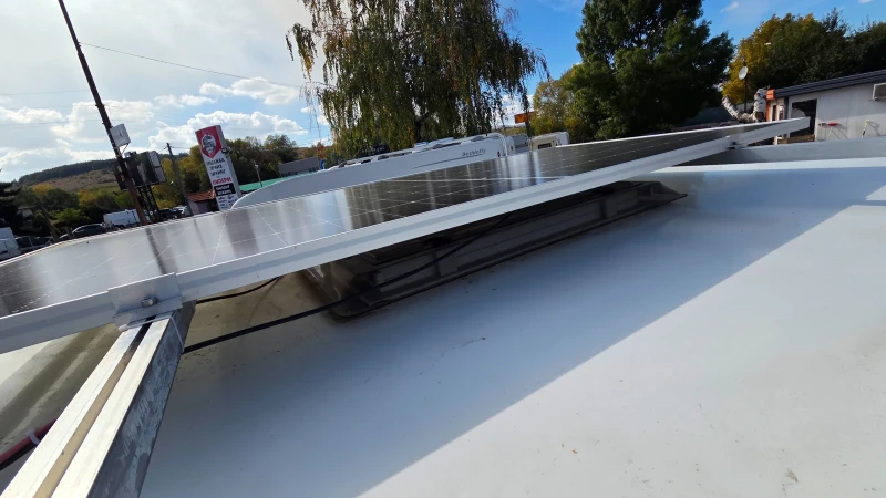 Каравана Hobby HOVA F5 440, снимка 9 - Каравани и кемпери - 52063452