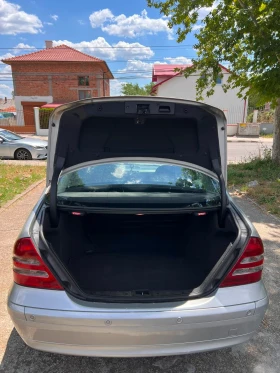 Mercedes-Benz C 220, снимка 7