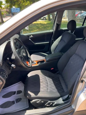 Mercedes-Benz C 220, снимка 10