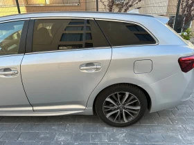 Toyota Avensis 2.0 D-4D, снимка 2