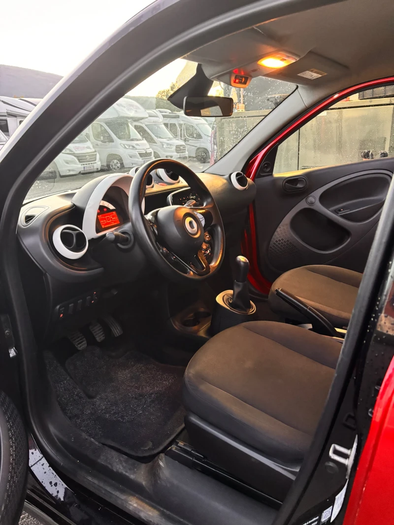 Smart Forfour, снимка 10 - Автомобили и джипове - 49536616