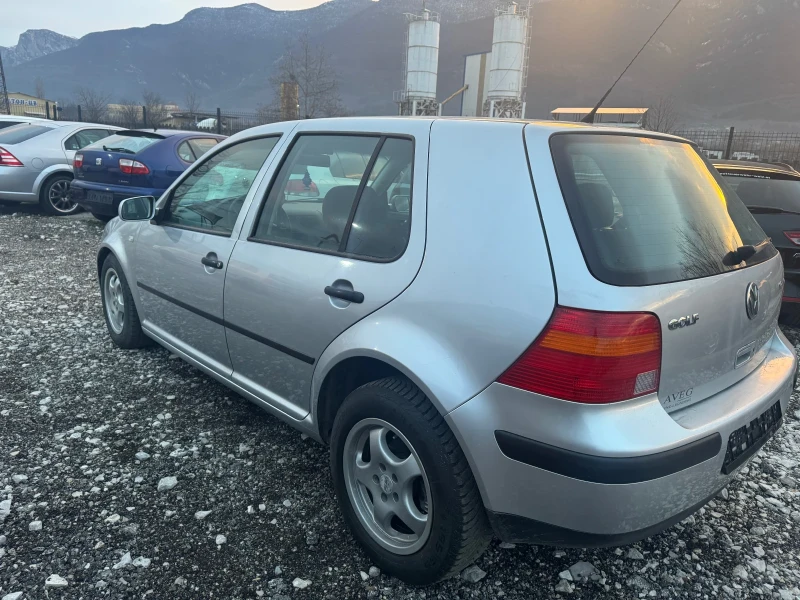 VW Golf 1.6i KLIMA 138000km., снимка 3 - Автомобили и джипове - 48904951