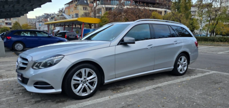 Mercedes-Benz E 250 4 Matic, LED, кожа, .navi, автоматик, черен таван, снимка 5 - Автомобили и джипове - 49360505