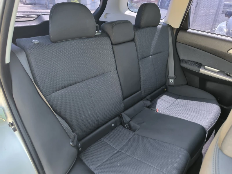 Subaru Forester 2.0i automatic , снимка 11 - Автомобили и джипове - 51493313