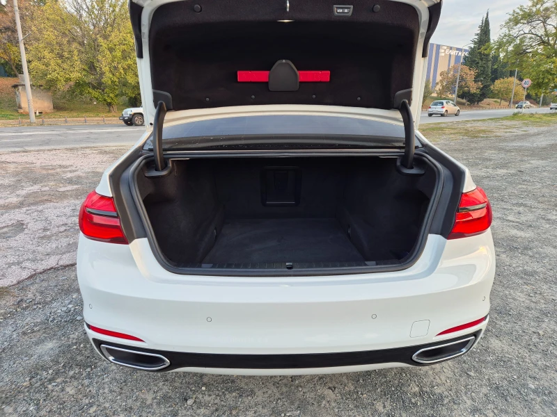 BMW 730 d XDrive, снимка 11 - Автомобили и джипове - 52139093