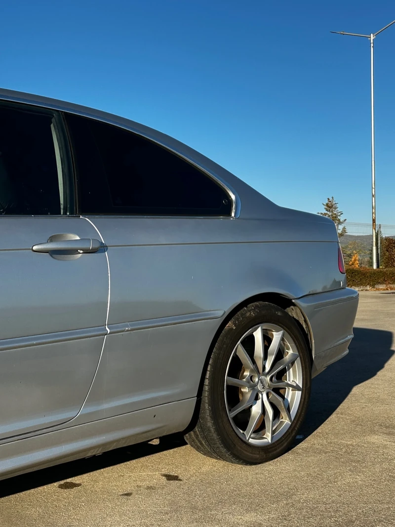 BMW 330, снимка 13 - Автомобили и джипове - 52202366