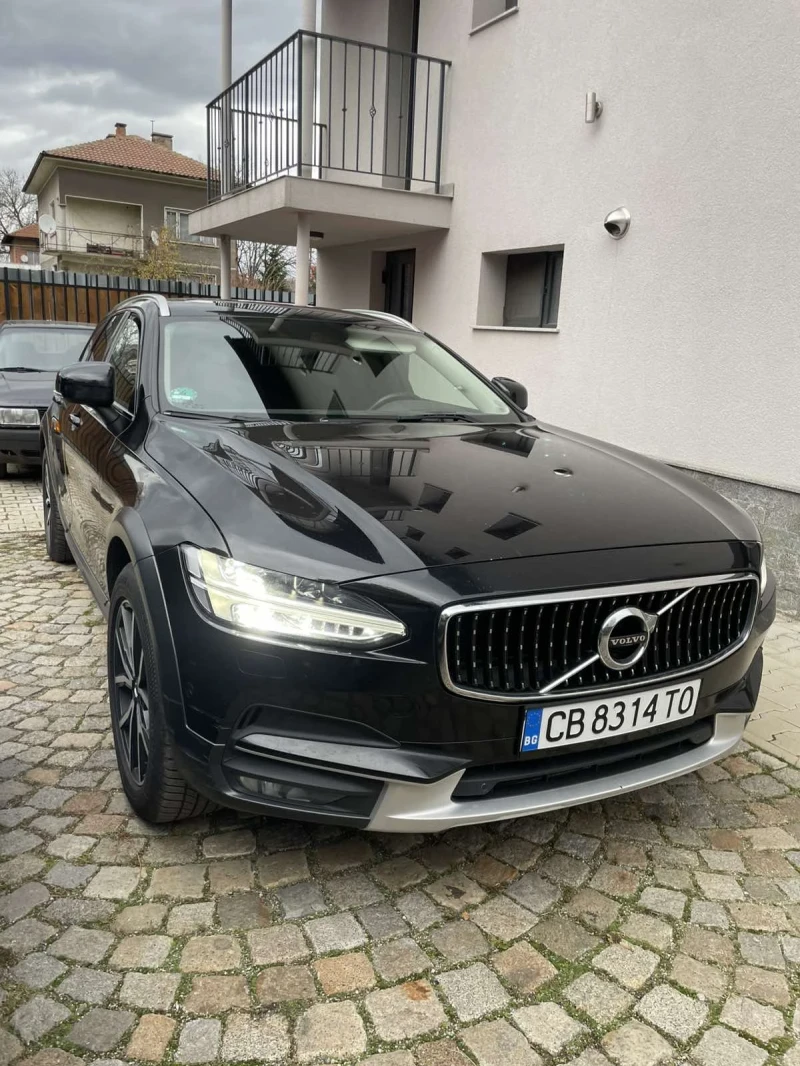 Volvo V90 Cross Country D5 AWD, снимка 3 - Автомобили и джипове - 52557992