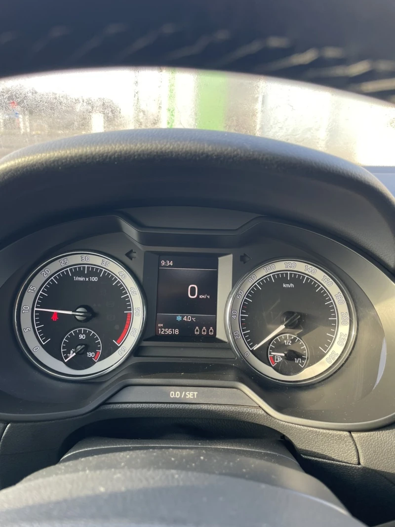 Skoda Octavia, снимка 6 - Автомобили и джипове - 53021775