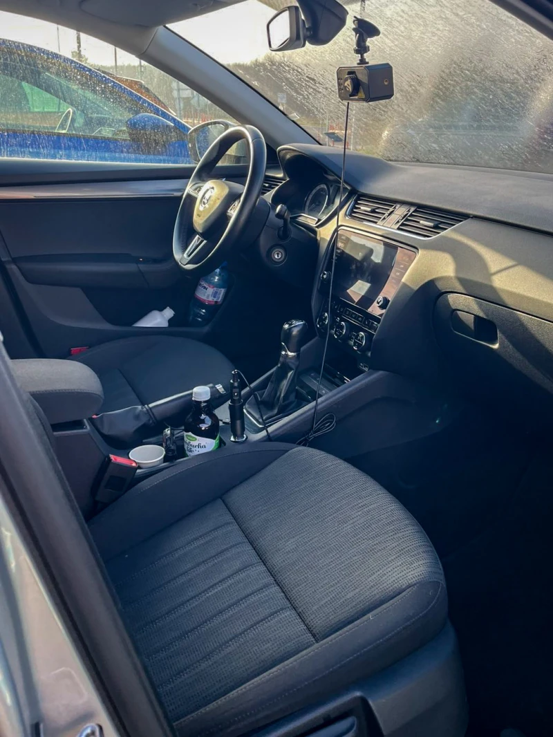 Skoda Octavia, снимка 7 - Автомобили и джипове - 53021775