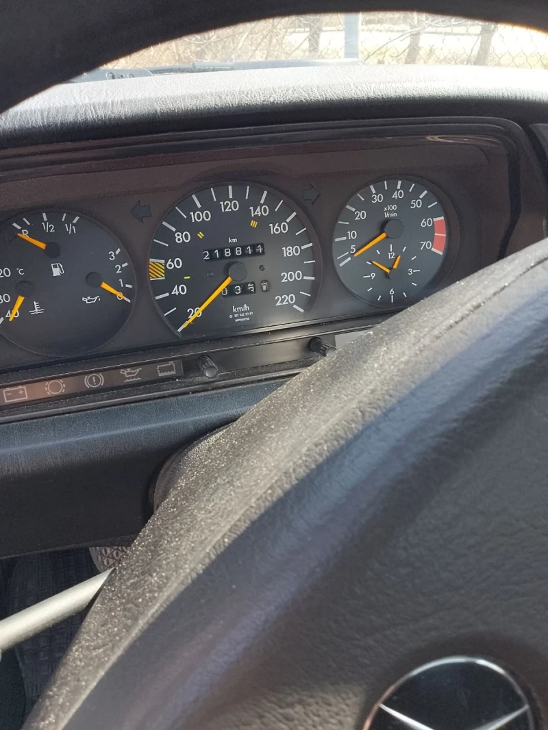 Mercedes-Benz 190, снимка 9 - Автомобили и джипове - 53213821