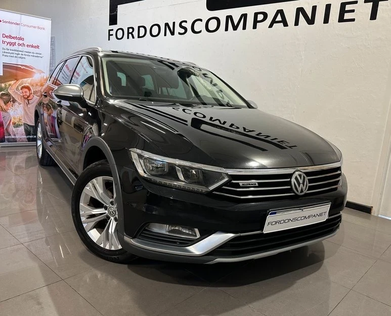 VW Alltrack 2.0 TDI 190hp 4x4 360камера, пъл. сервизна история, снимка 2 - Автомобили и джипове - 48603229