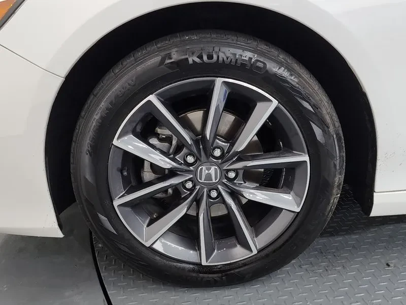 Honda Accord 1.5 TURBO, снимка 5 - Автомобили и джипове - 55207375