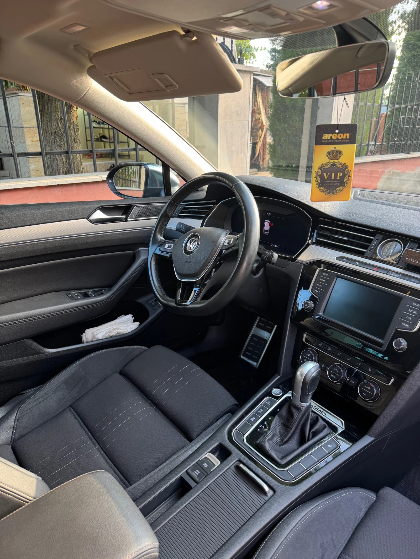 VW Alltrack 2.0 TDI 190hp 4x4 360, .   | Mobile.bg   9