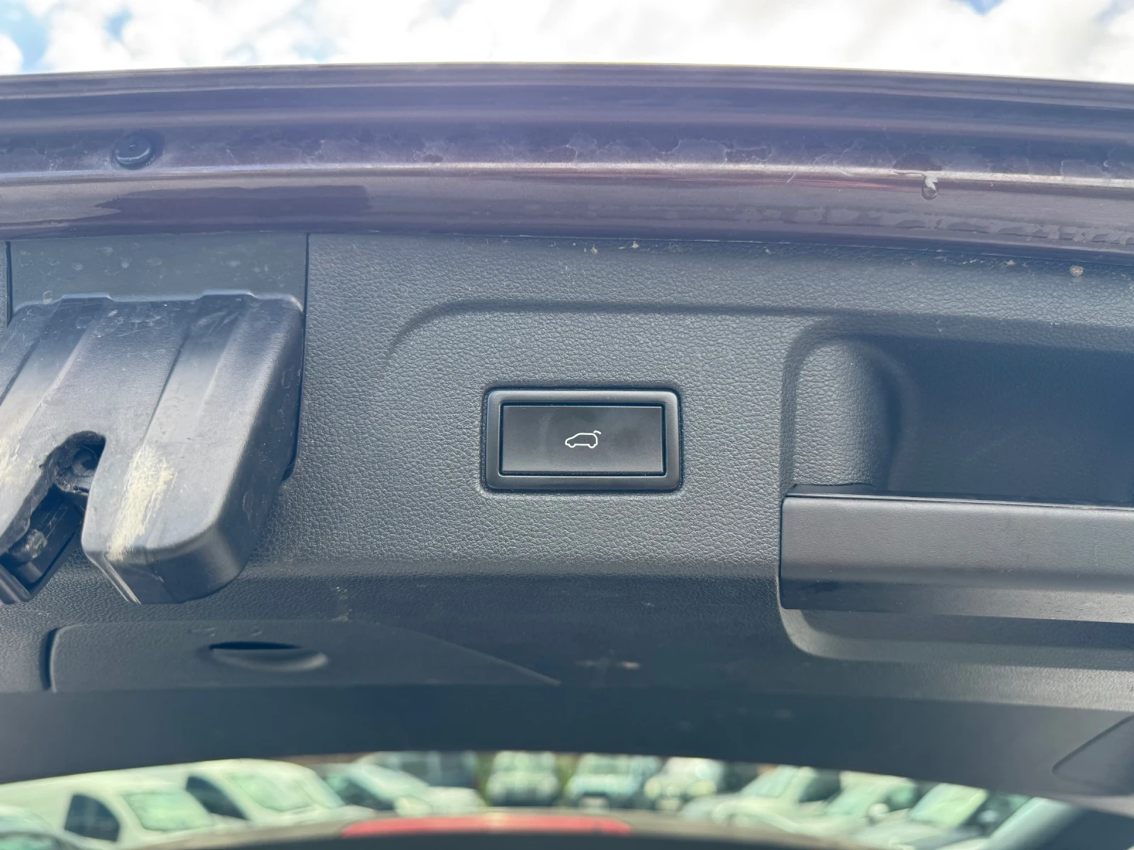 VW Touran 2.0тди 150к.с DsG - изображение 9