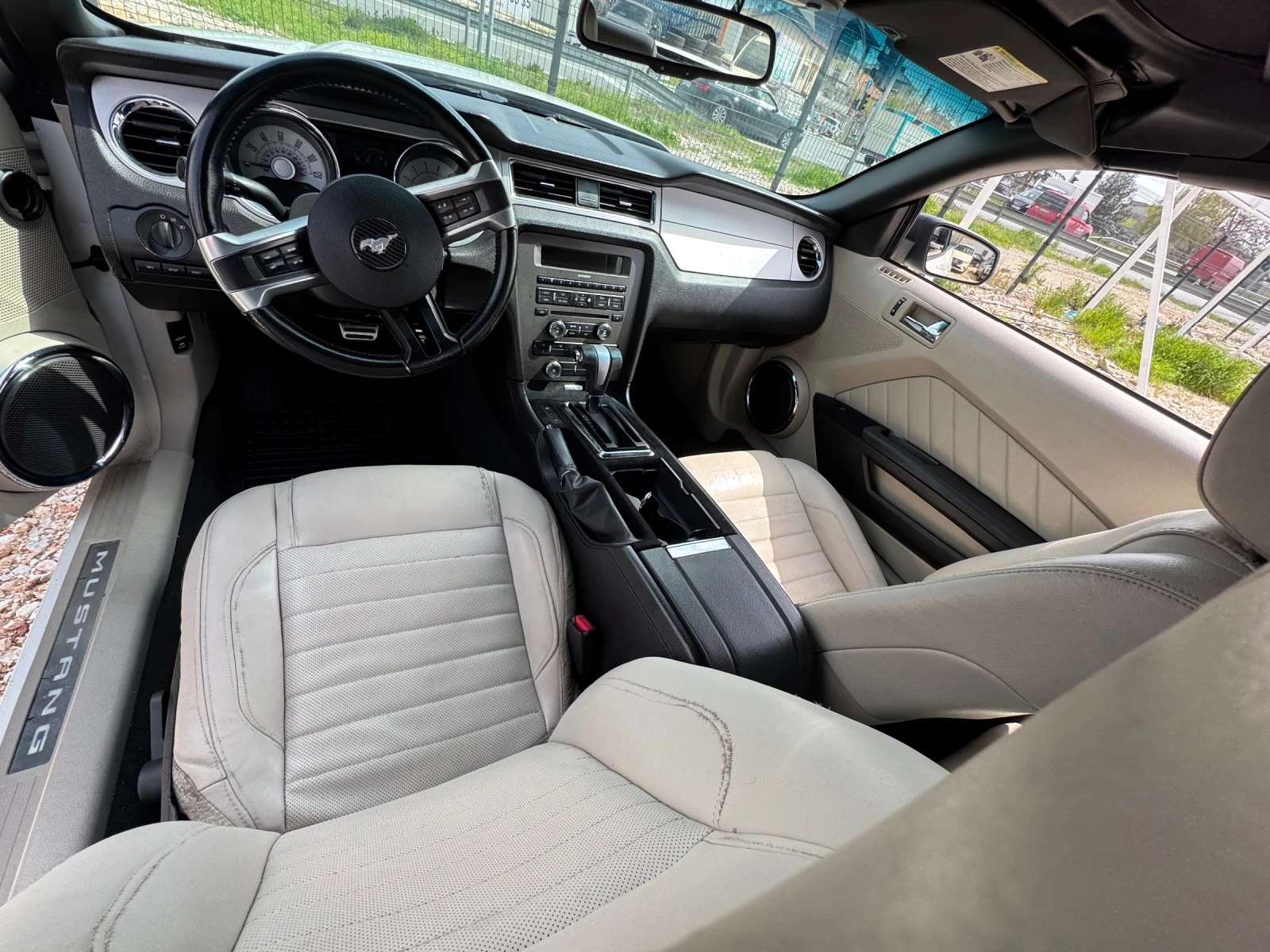 Ford Mustang  - изображение 9