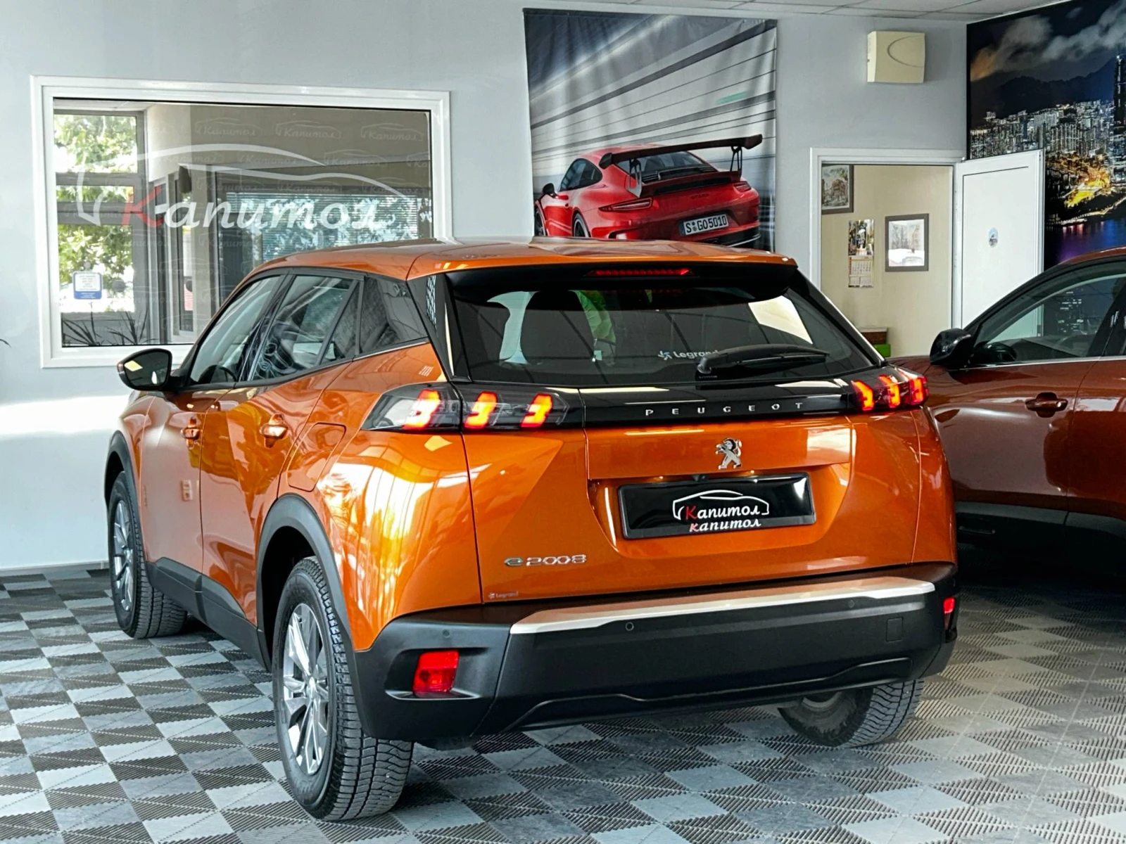 Peugeot 2008 E ACTIVE PACK 136кс - изображение 4