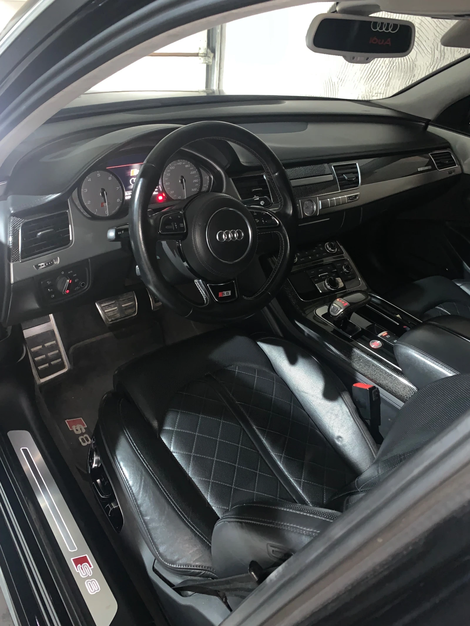 Audi S8  - изображение 7