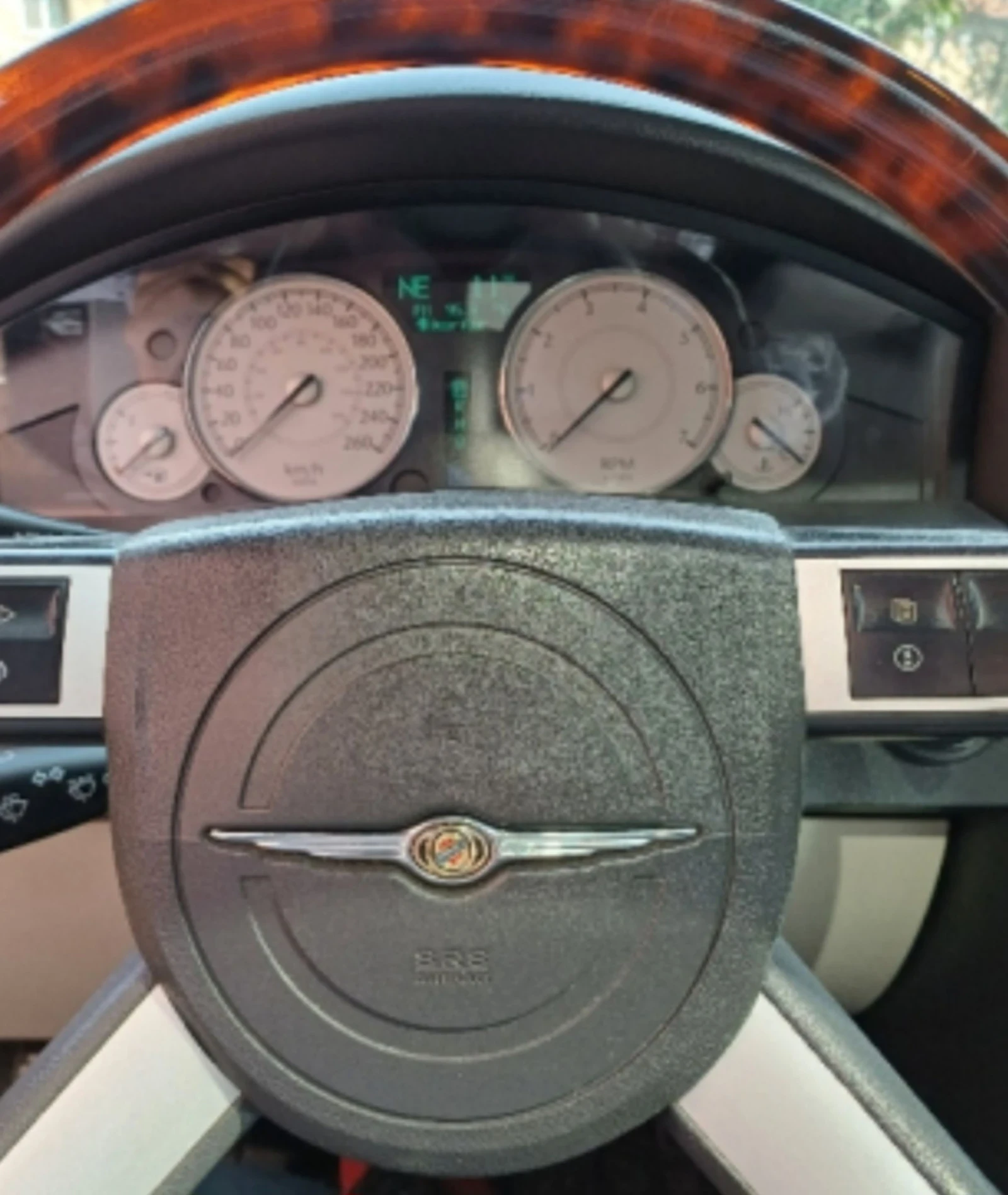 Chrysler 300c  - изображение 3