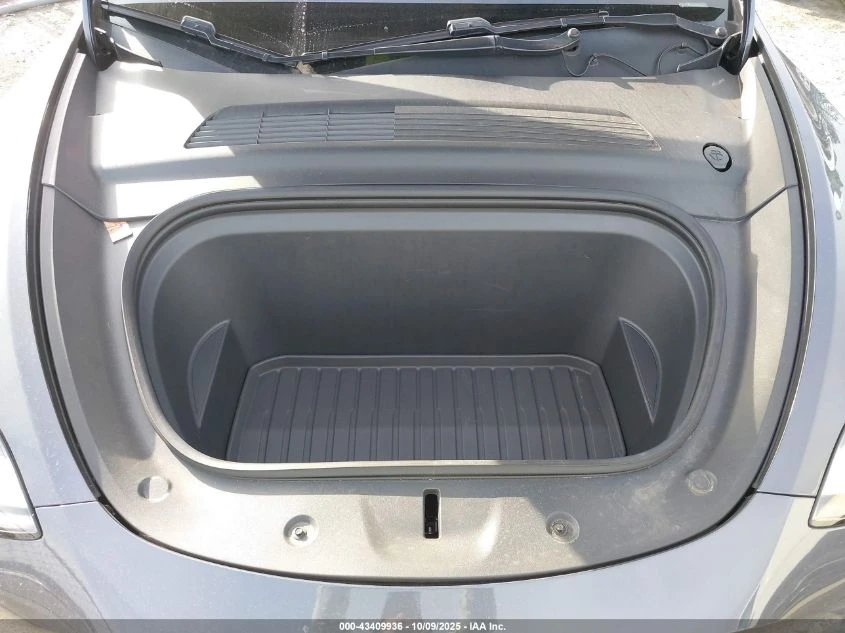 Tesla Model Y U   U All Wheel Drive | Mobile.bg   17