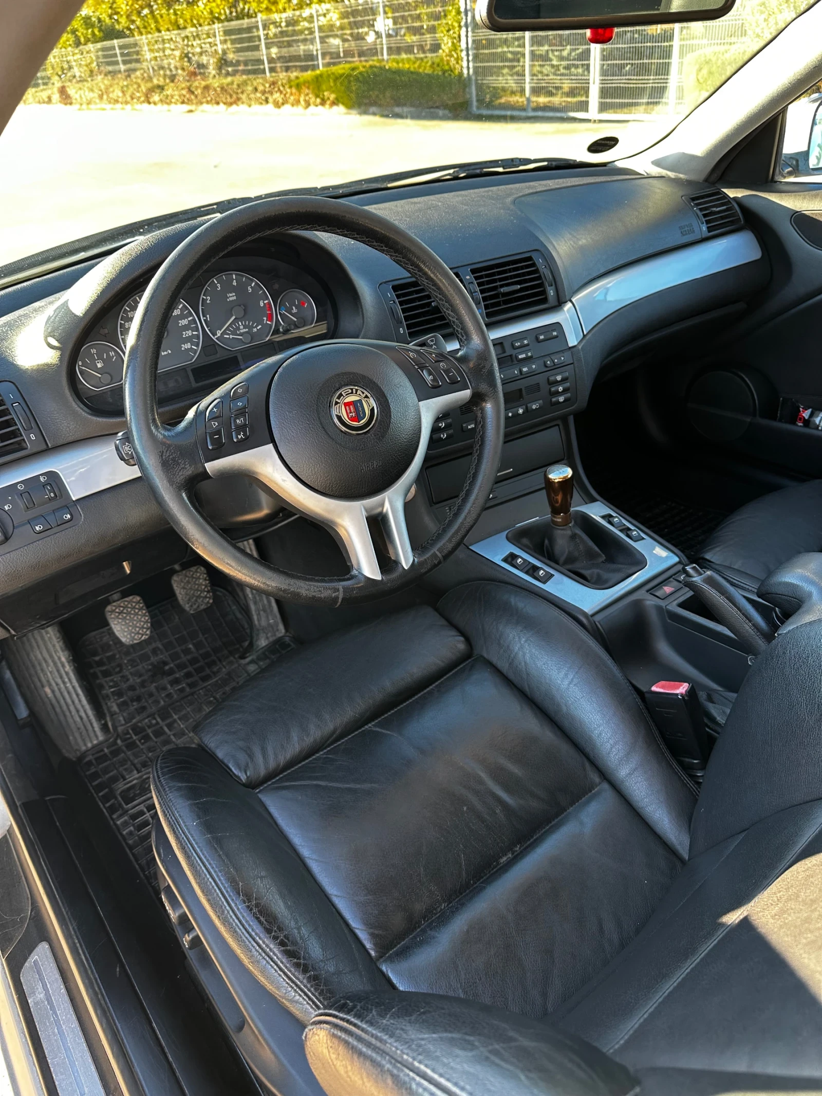 BMW 330  - изображение 10