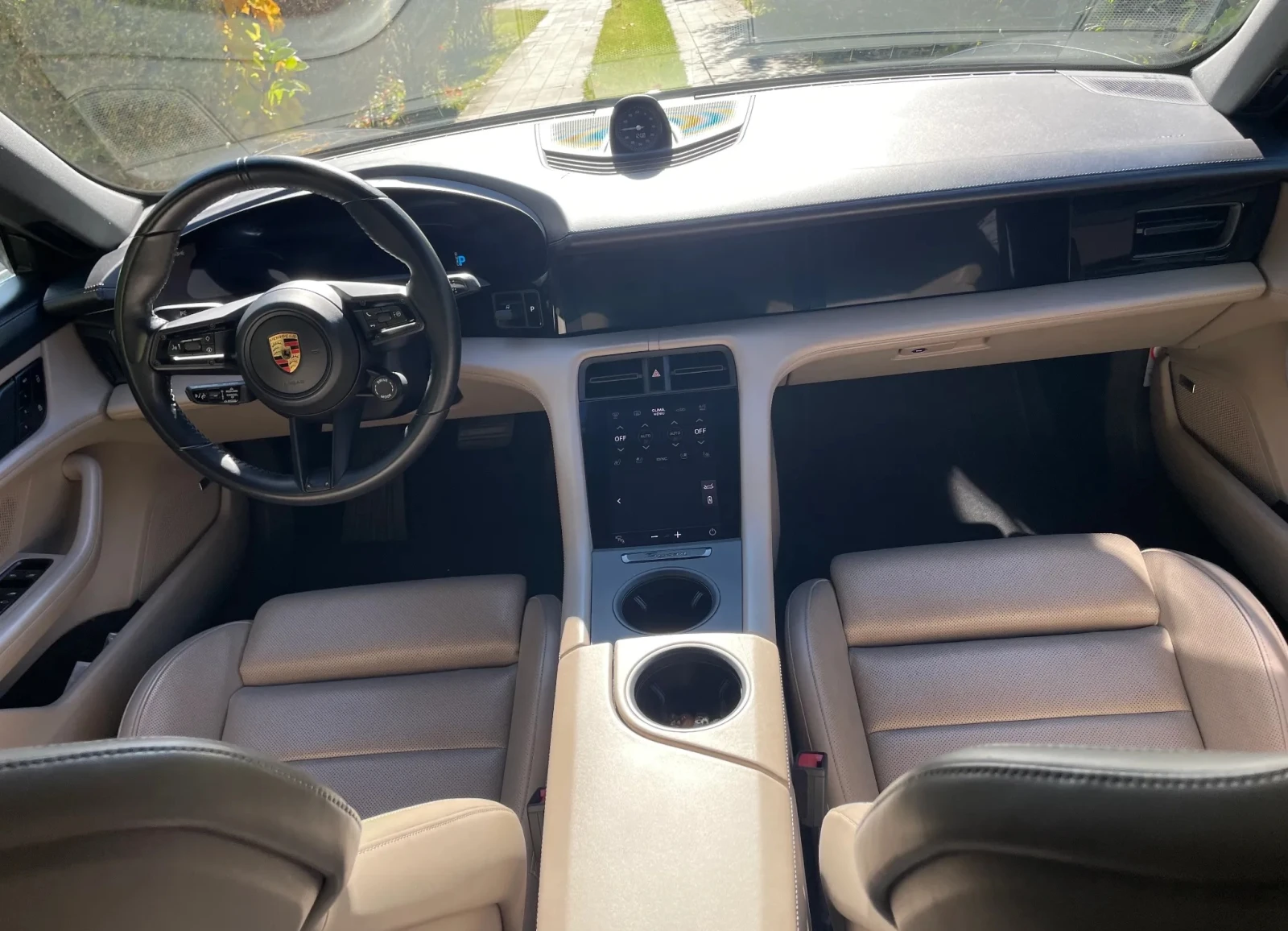 Porsche Taycan Sport Chrono | Mobile.bg   9