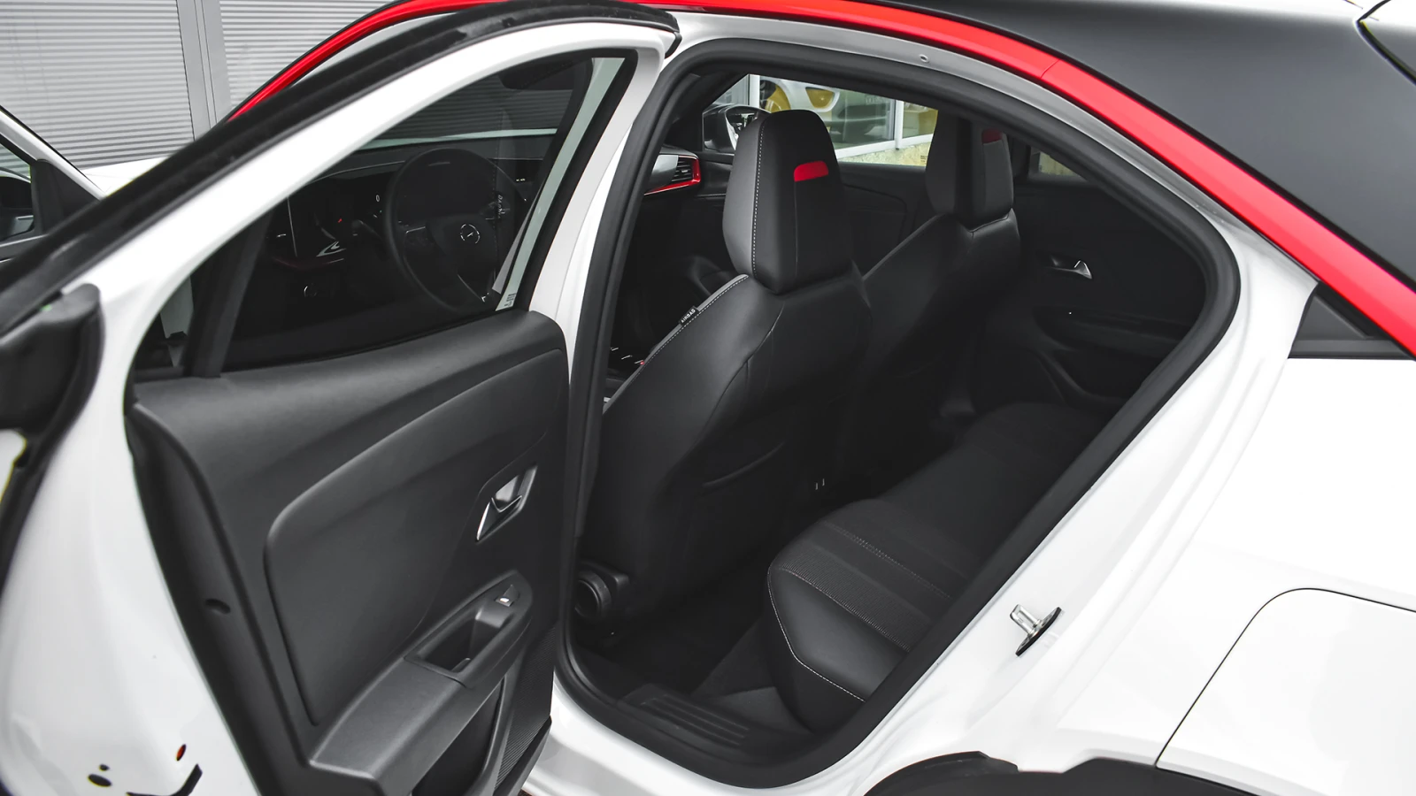 Opel Corsa -e GS Line 50 kWh - изображение 9