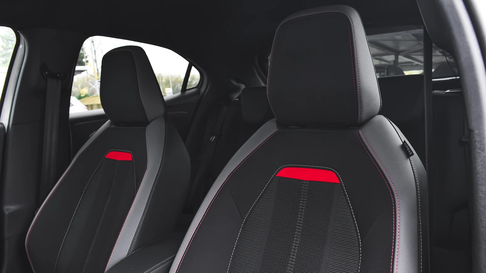 Opel Corsa -e GS Line 50 kWh - изображение 10