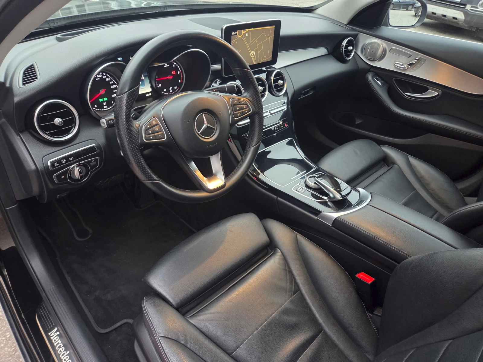 Mercedes-Benz C 220 d-Avantgarde/Head-Up/BURMESTER/NAVI/Камера360 - изображение 9