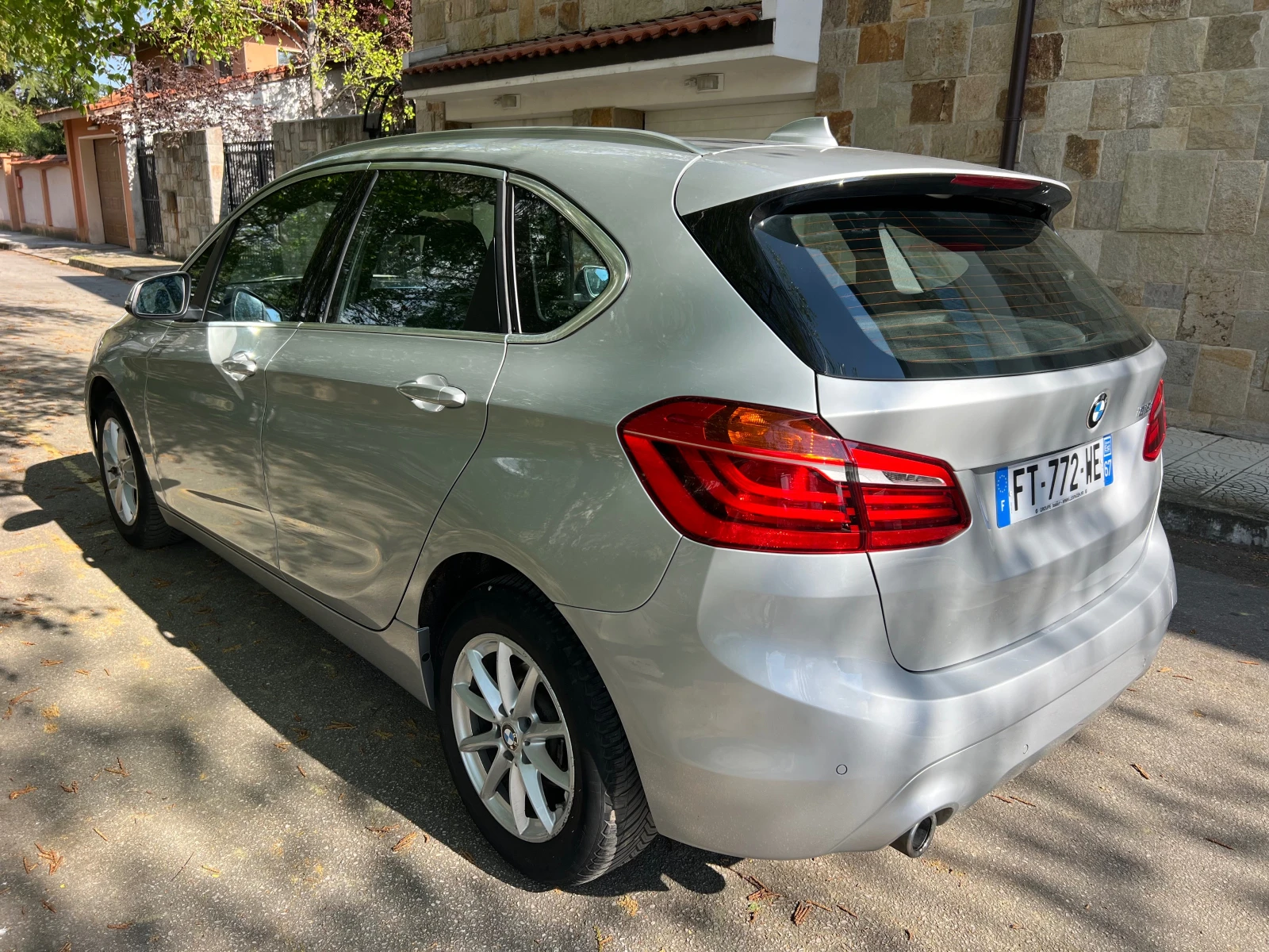 BMW 216 d LED/NAVI/CAMERA/FACELIFT* * * FULL, снимка 3 - Автомобили и джипове - 53951428
