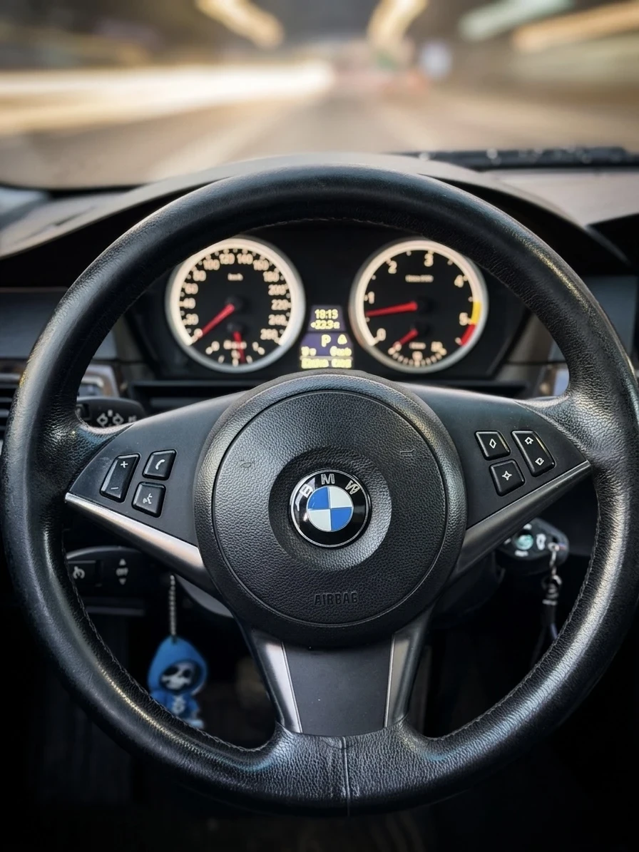 BMW 530, снимка 4 - Автомобили и джипове - 54100759