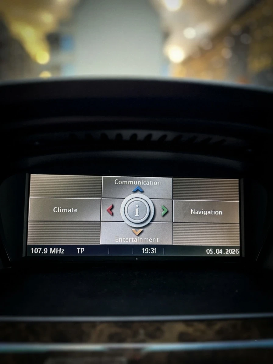 BMW 530, снимка 14 - Автомобили и джипове - 54100759