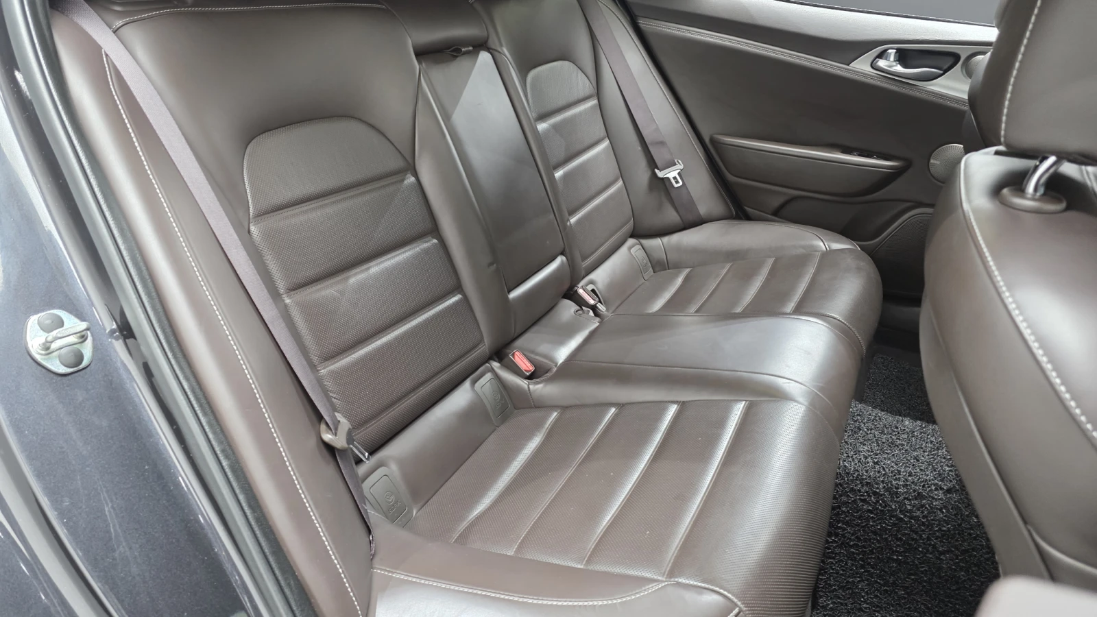 Kia Stinger 3.3T AWD GT autogeorge.com, снимка 11 - Автомобили и джипове - 54119207