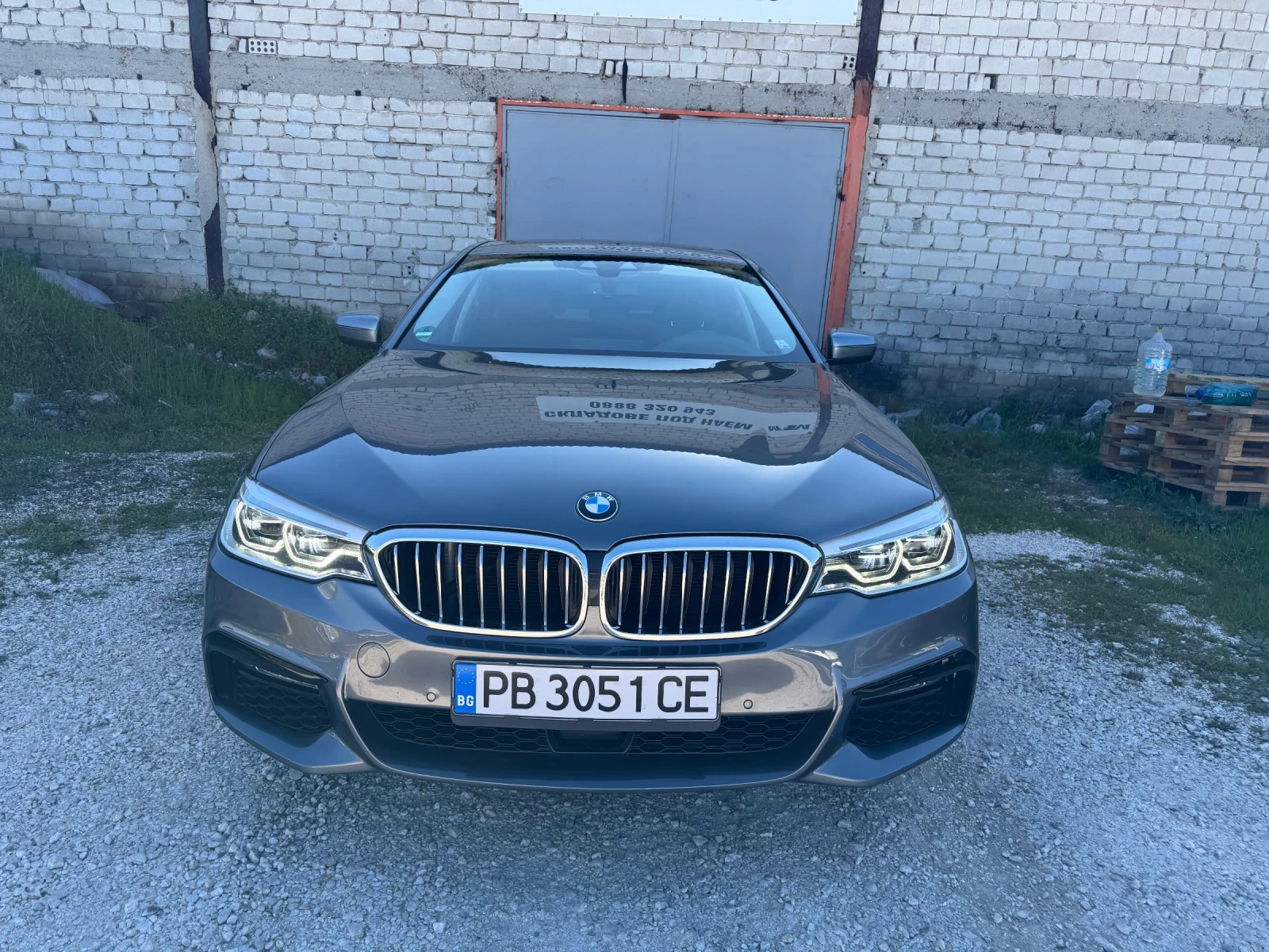 BMW 530 M paper HEAD UP/DISTRONIK/HARMAN KARDON, снимка 2 - Автомобили и джипове - 54138457