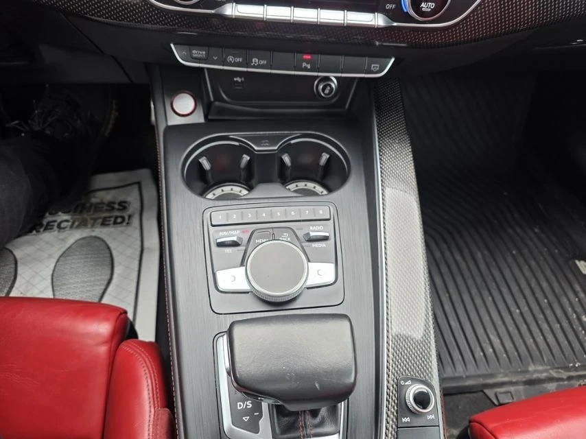 Audi S5 Technik* 360* BANG&OLUFSEN* Шибидах* Подгрев* , снимка 10 - Автомобили и джипове - 55101545