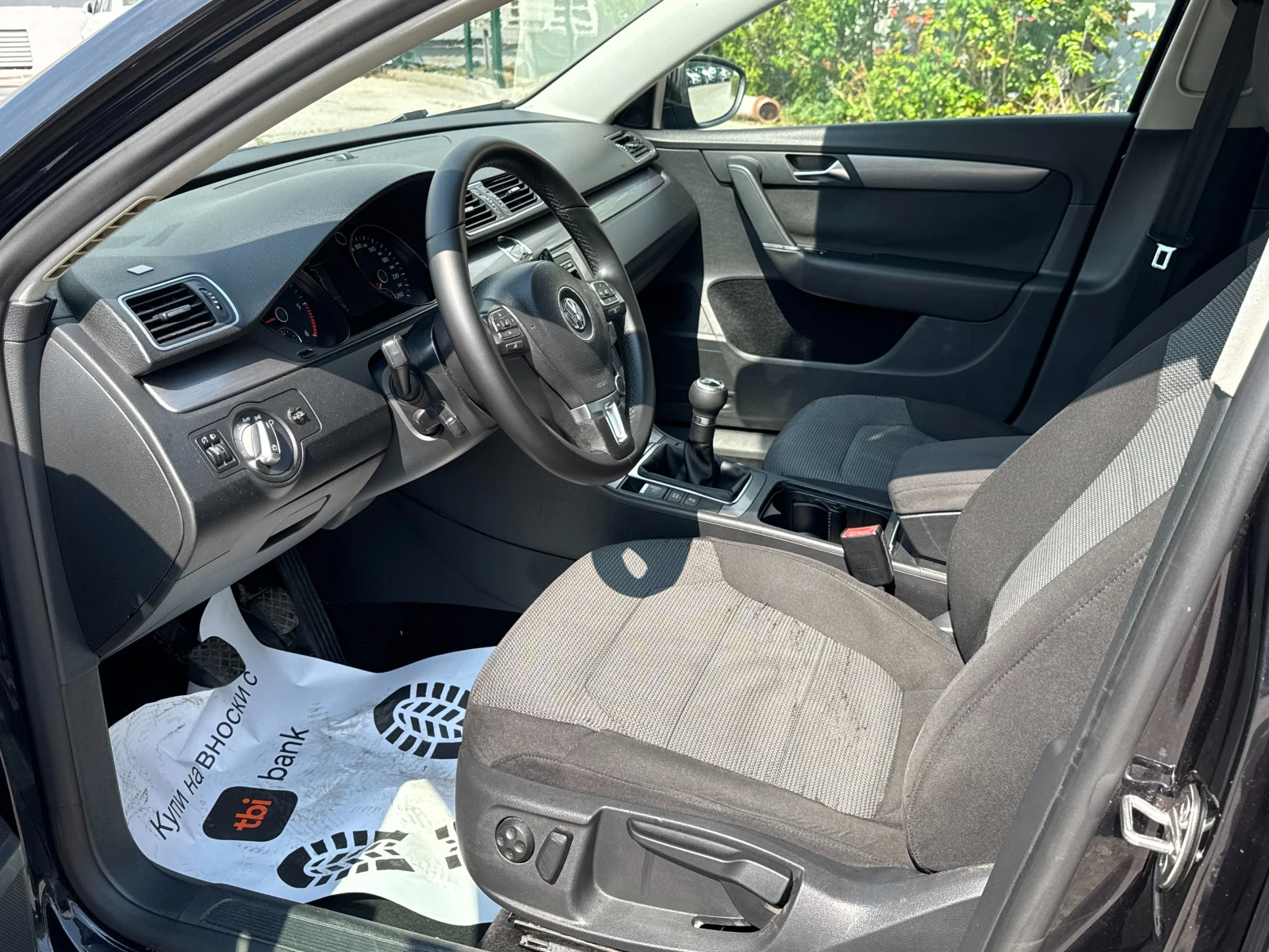 VW Passat 2.0tdi, снимка 9 - Автомобили и джипове - 55173780
