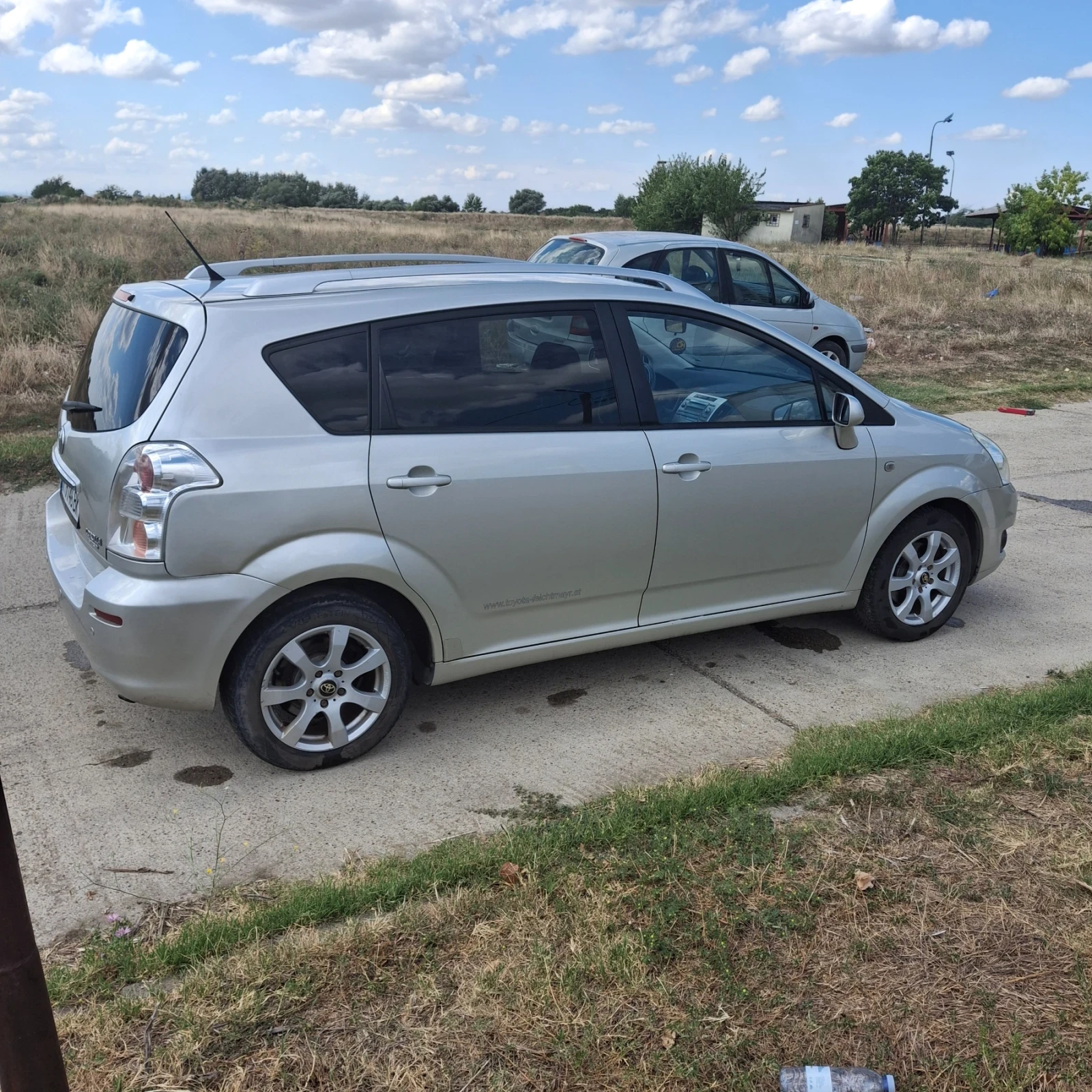 Toyota Corolla verso, снимка 2 - Автомобили и джипове - 55502692